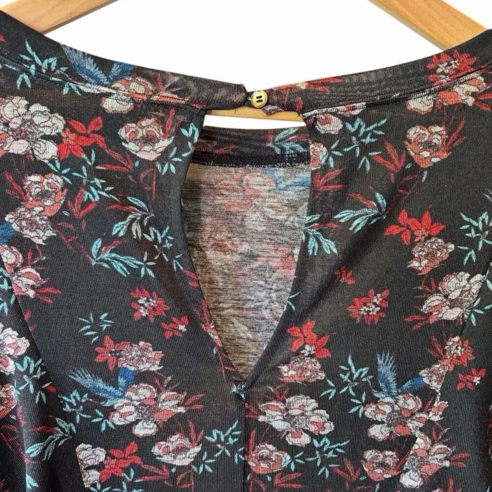 Free People XS Black Floral 3/4 Sleeve Keyhole Back Relaxed Boho Top